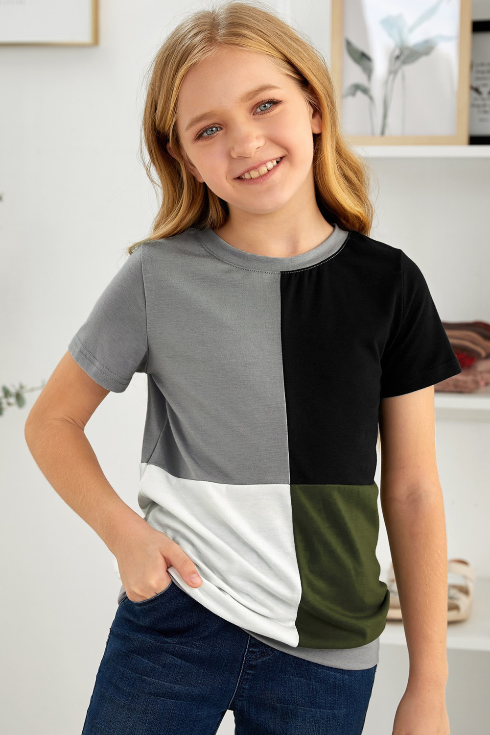 Green Round Neck Color Block Little Girl T-Shirt