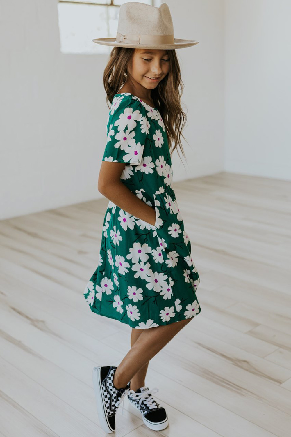 Green Crewneck Short Sleeve Pockets Floral Girl's Midi Dress