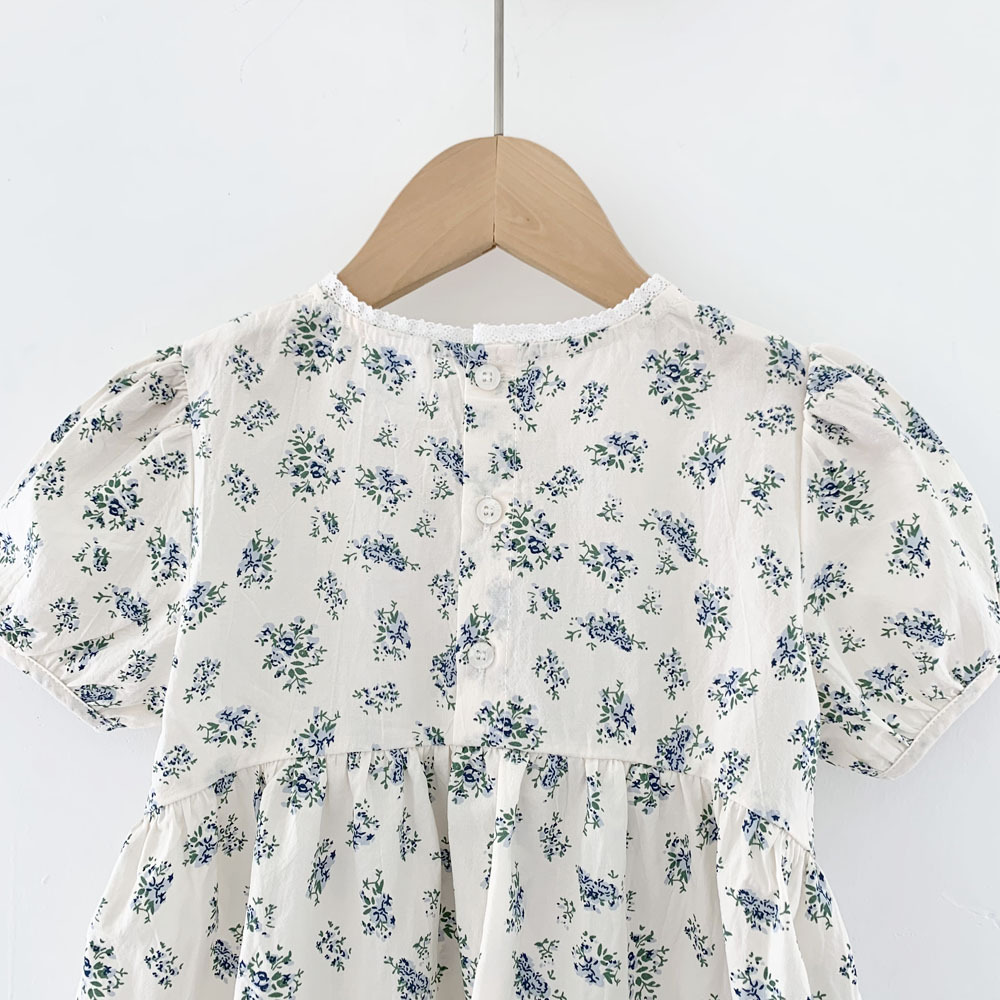 Girl's Cotton Round Neck Pleated Floral Print Shirt