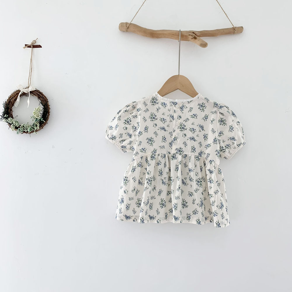 Girl's Cotton Round Neck Pleated Floral Print Shirt